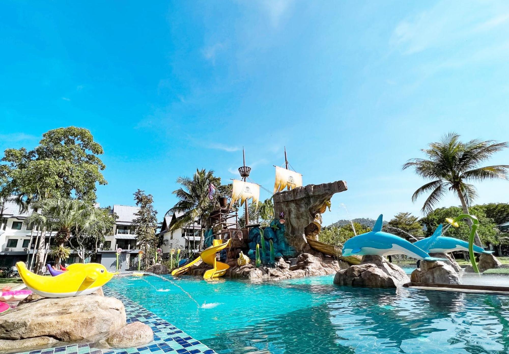 Khaolak Emerald Surf Beach Resort And Spa - Sha Extra Plus Καο Λακ Εξωτερικό φωτογραφία